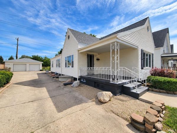 426 Kosciuszko Street, South Bend, IN 46619
