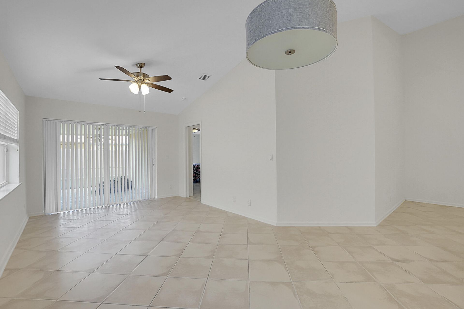 5215 Grande Palm Circle, Delray Beach, FL 33484 Photo