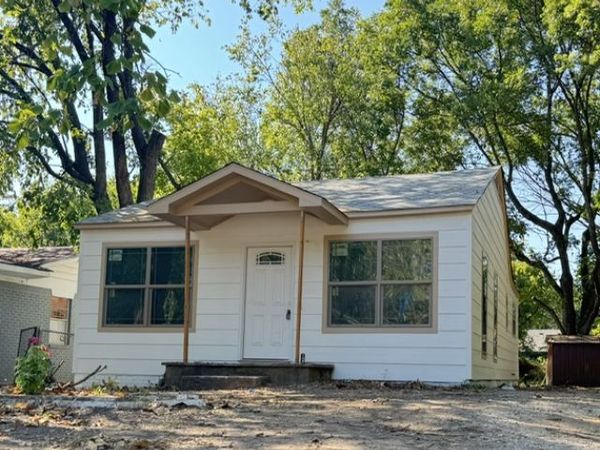 419 W 5th Street , Ada, OK 74820