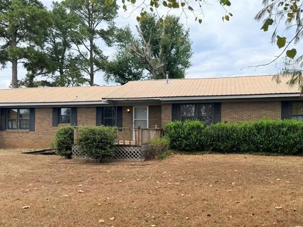 216 lenton cut off Road , Shongaloo, LA 71072