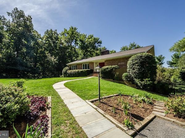 2101 WHITEOAKS DRIVE, ALEXANDRIA, VA 22306