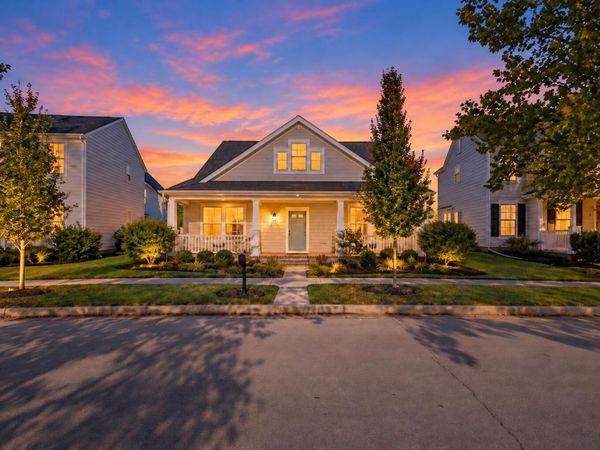 6083 Grand Strand Avenue, Westerville, OH 43081