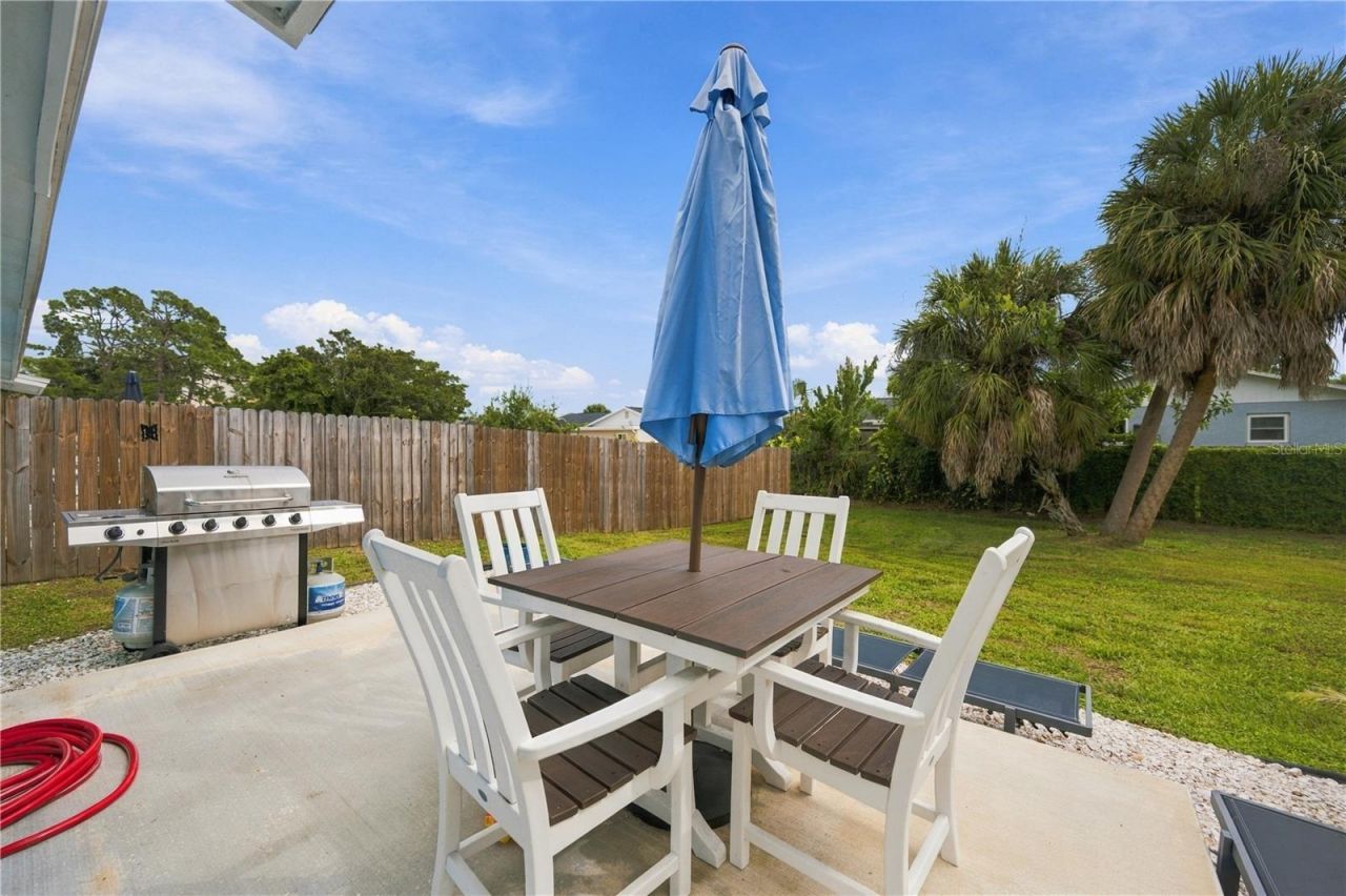 1004 67th Avenue W, Bradenton, FL 34207 Photo