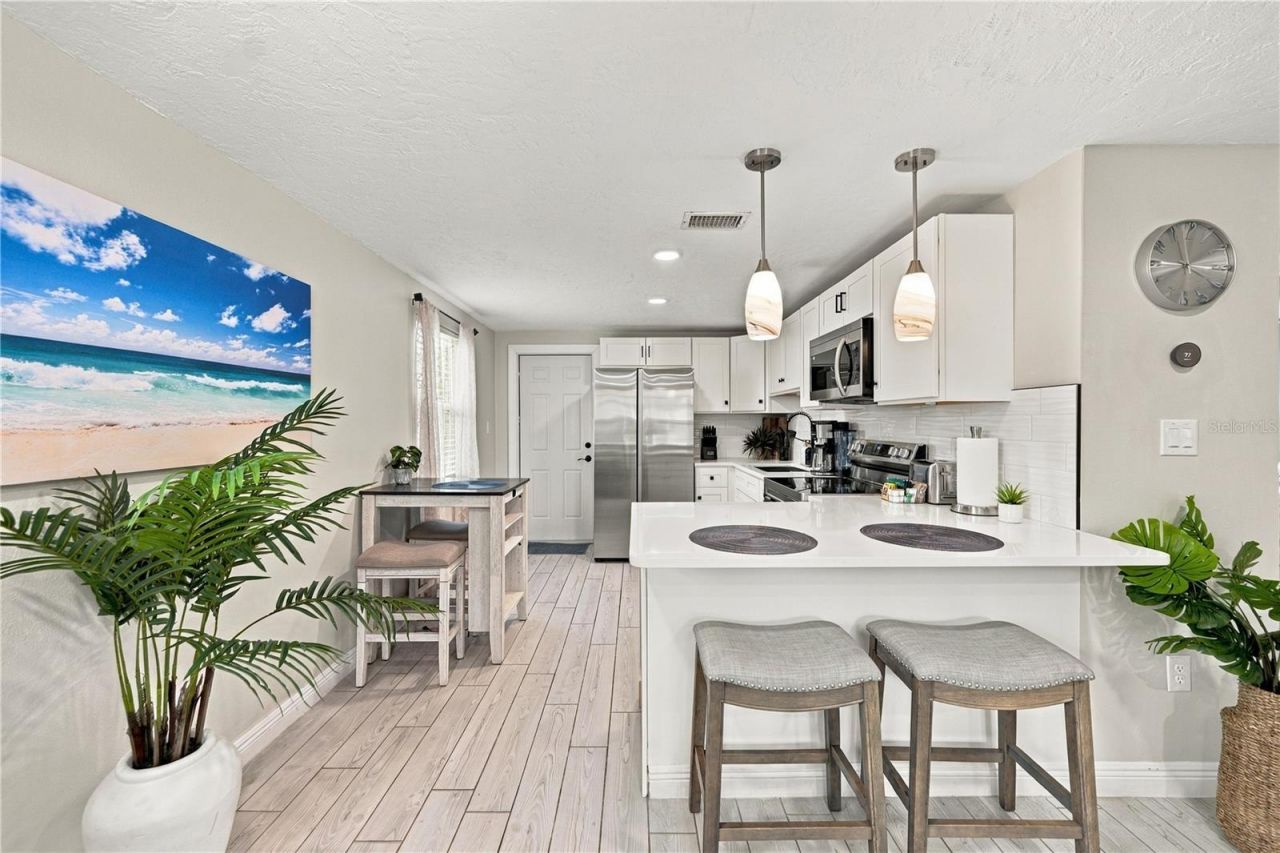 1004 67th Avenue W, Bradenton, FL 34207 Photo