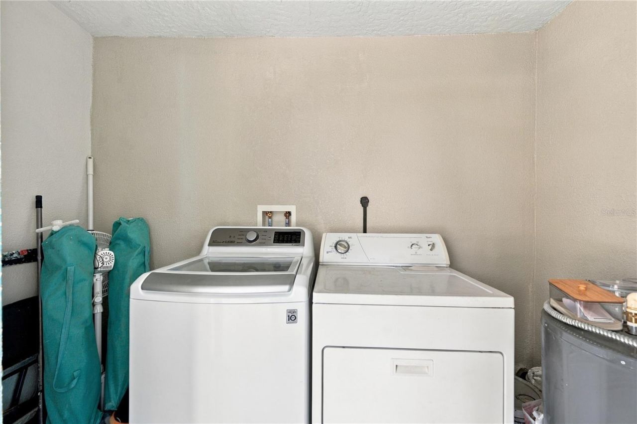 1004 67th Avenue W, Bradenton, FL 34207 Photo