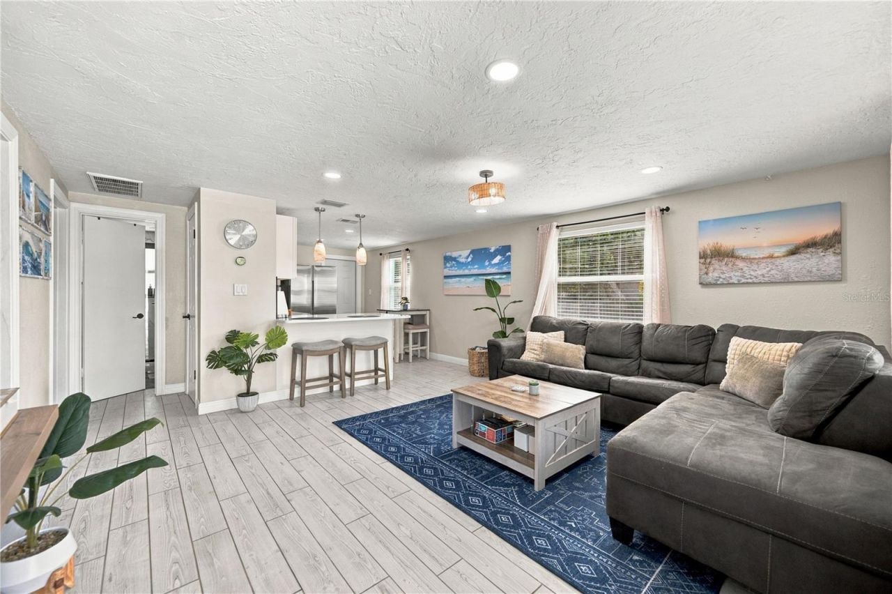 1004 67th Avenue W, Bradenton, FL 34207 Photo