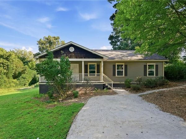 1668 Oak Knoll Circle SE, Atlanta, GA 30315