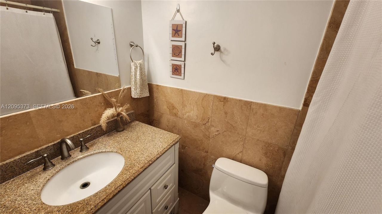 7441 Wayne Ave , Unit 8Q, Miami Beach, FL 33141 Photo