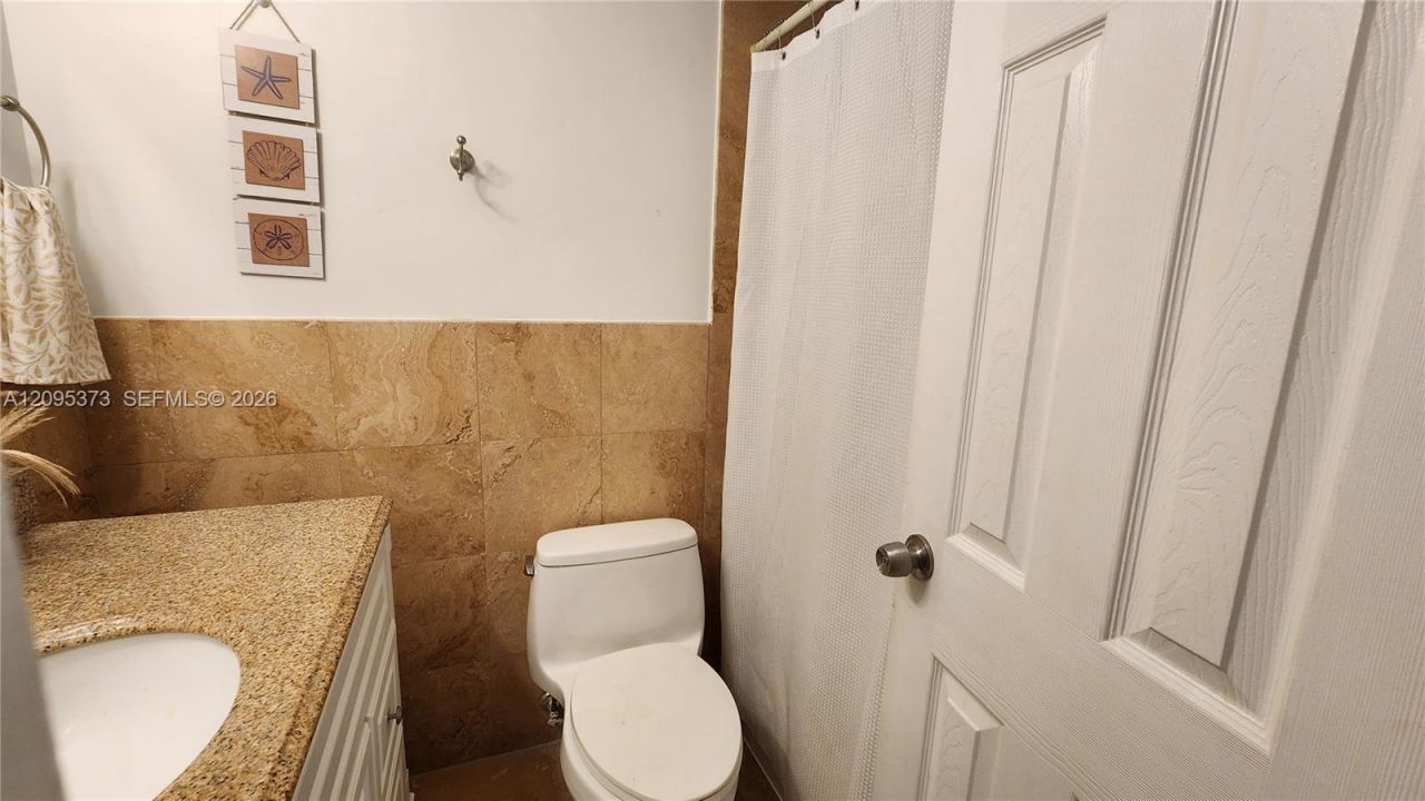 7441 Wayne Ave , Unit 8Q, Miami Beach, FL 33141 Photo