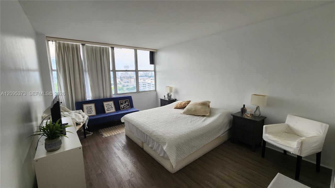 7441 Wayne Ave , Unit 8Q, Miami Beach, FL 33141 Photo