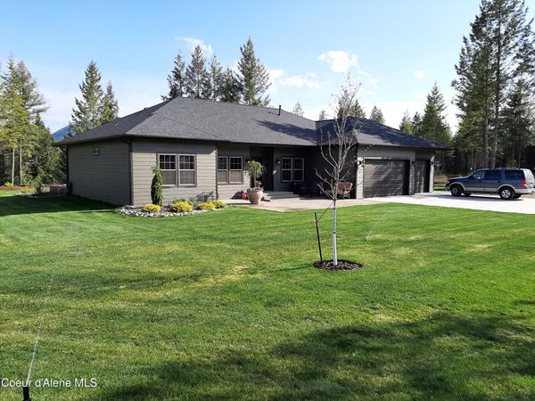 49 Miley CT, Moyie Springs, ID 83845