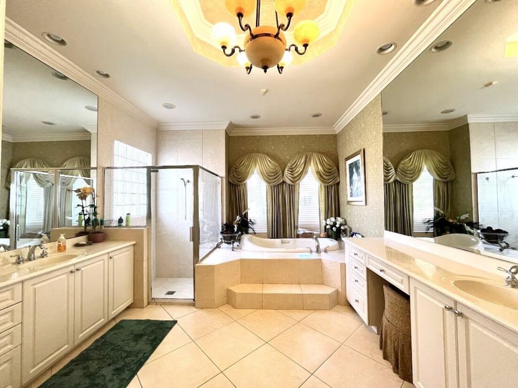 10997 Canary Island Court, Plantation, FL 33324 Photo