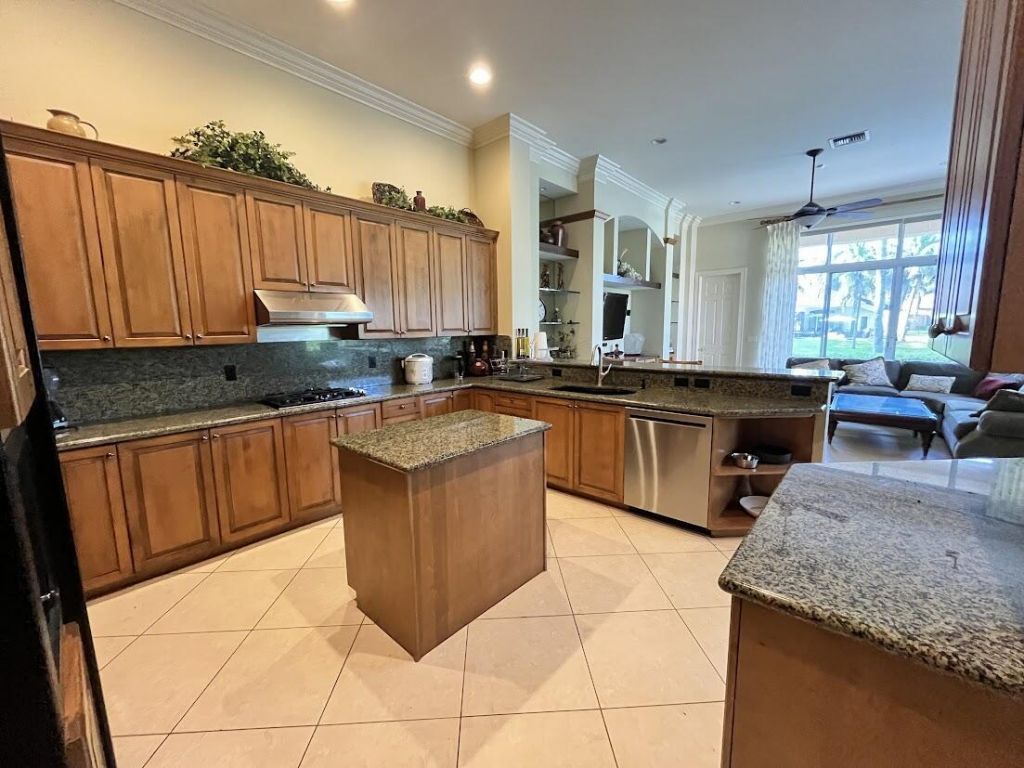 10997 Canary Island Court, Plantation, FL 33324 Photo