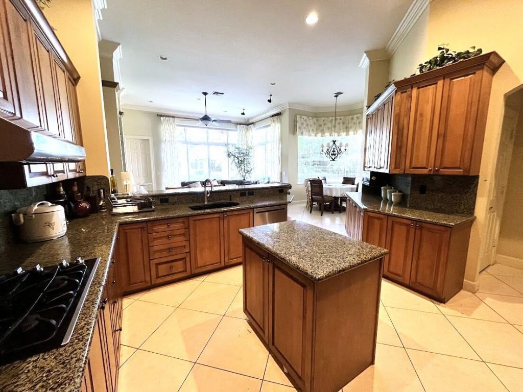 10997 Canary Island Court, Plantation, FL 33324 Photo