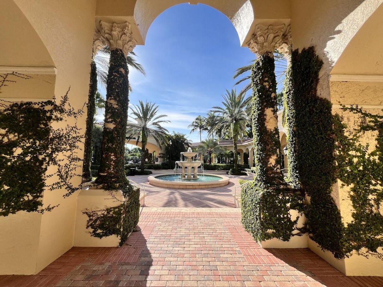 10997 Canary Island Court, Plantation, FL 33324 Photo