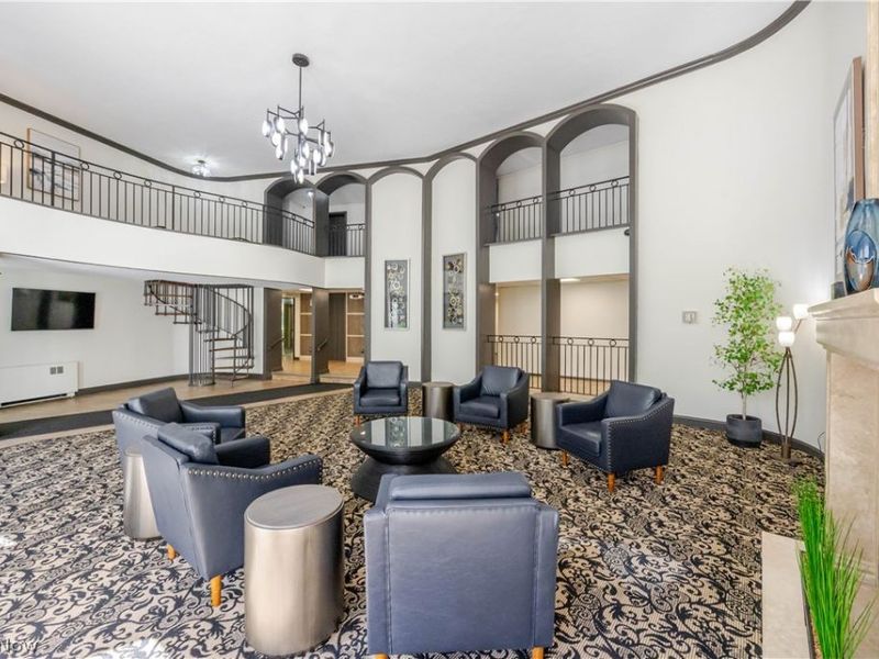 3400 Wooster Road, Unit 610, Rocky River, OH 44116 Photo 2