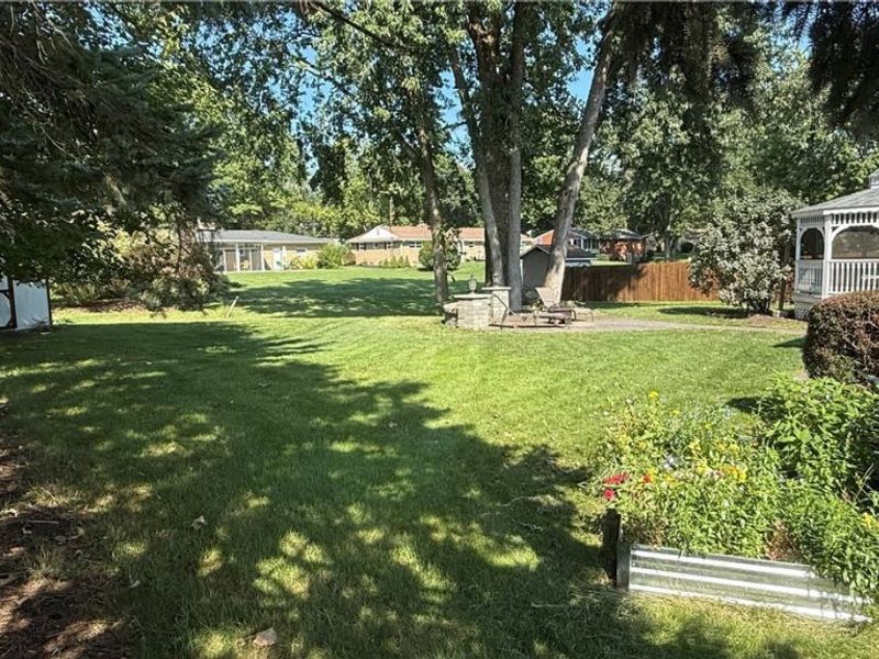 5973 University Heights Circle NW, North Canton, OH 44720 Photo 4