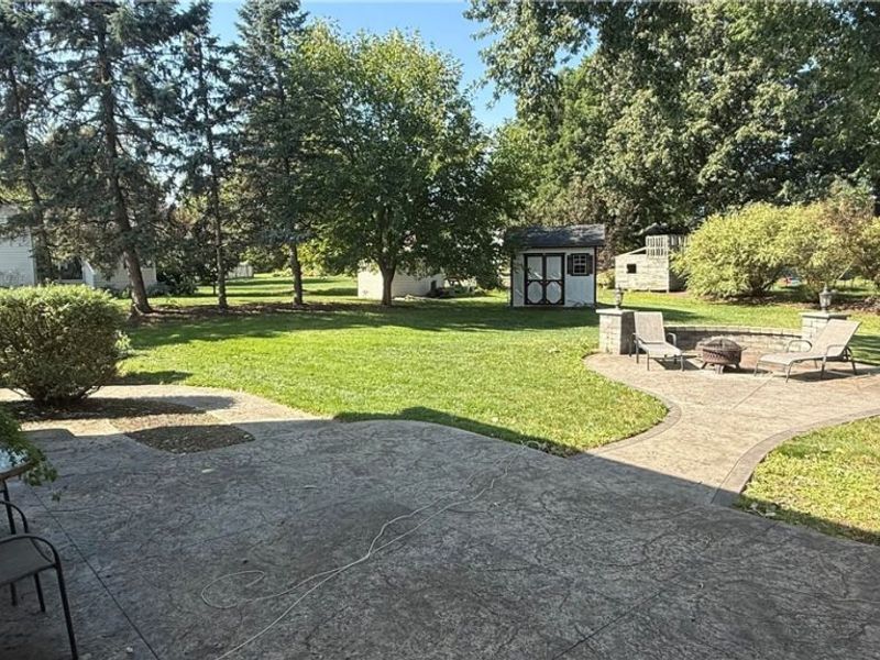 5973 University Heights Circle NW, North Canton, OH 44720 Photo 5