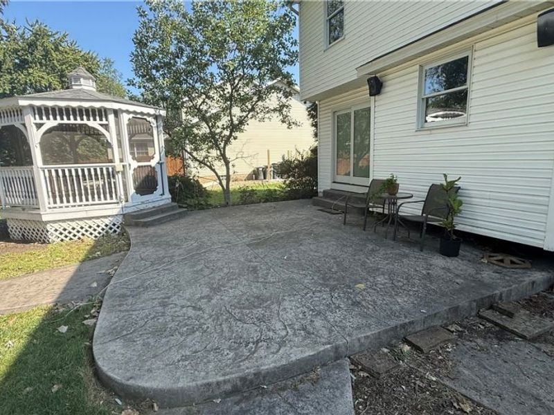 5973 University Heights Circle NW, North Canton, OH 44720 Photo 6