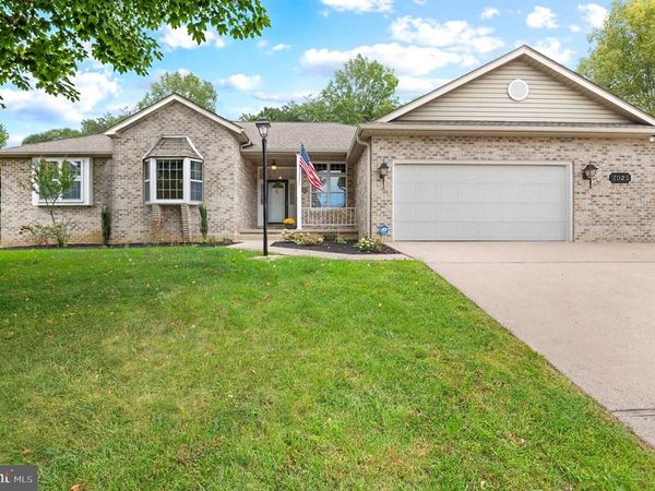 7025 AUGUSTA NATIONAL , FAYETTEVILLE, PA 17222