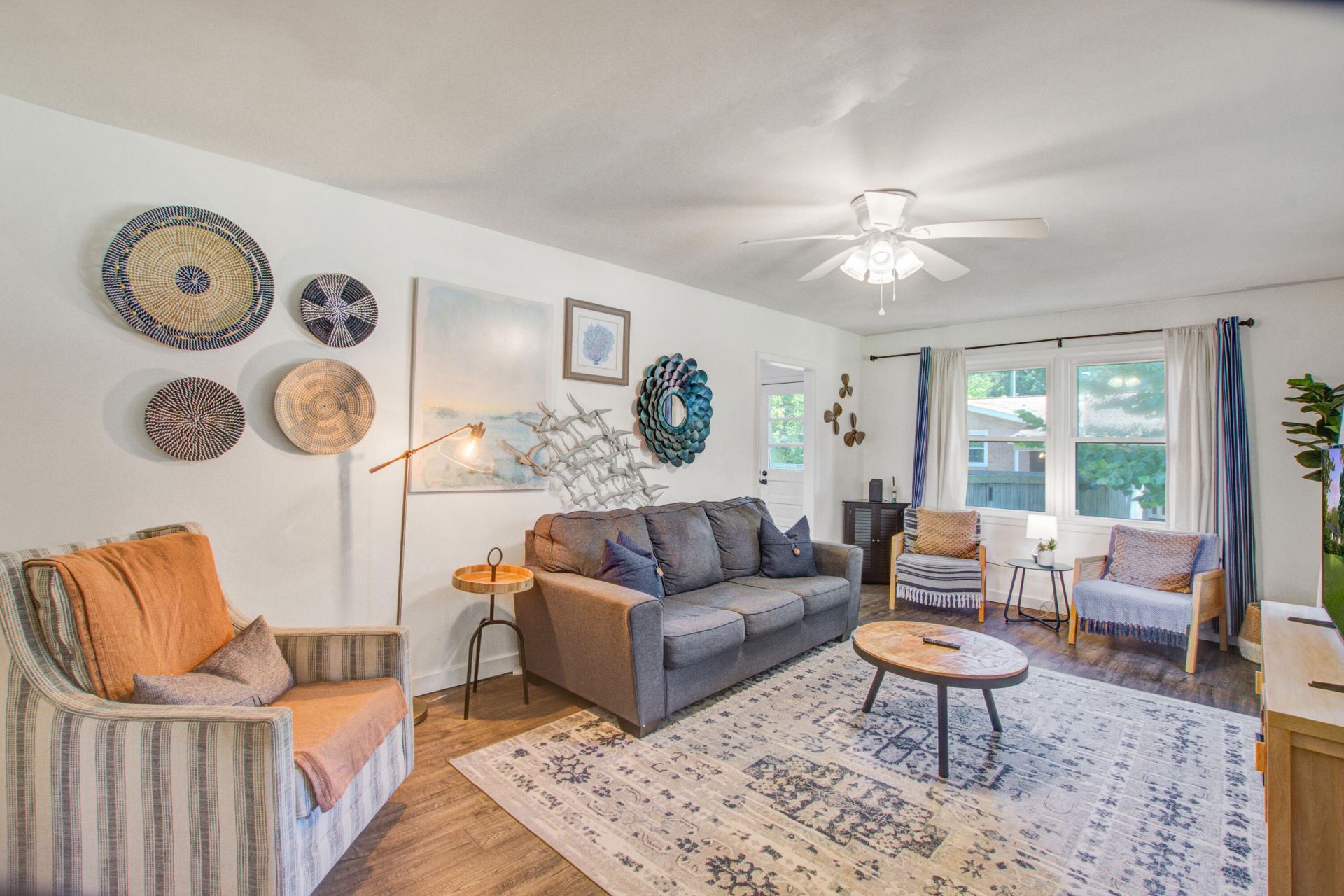 5251 E Dolphin Street Photo 9