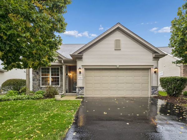 2491 Sandlewood Circle, Elgin, IL 60124