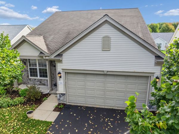 2491 Sandlewood Circle, Elgin, IL 60124