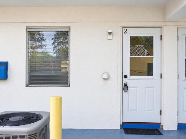 2401 NE 10TH Street, Unit 1-8, Pompano Beach, FL 33062