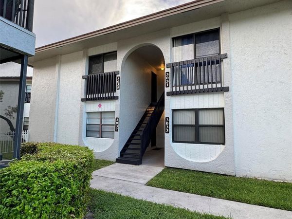 3035 NW 118th Drive NW, Unit 222D, Coral Springs, FL 33065