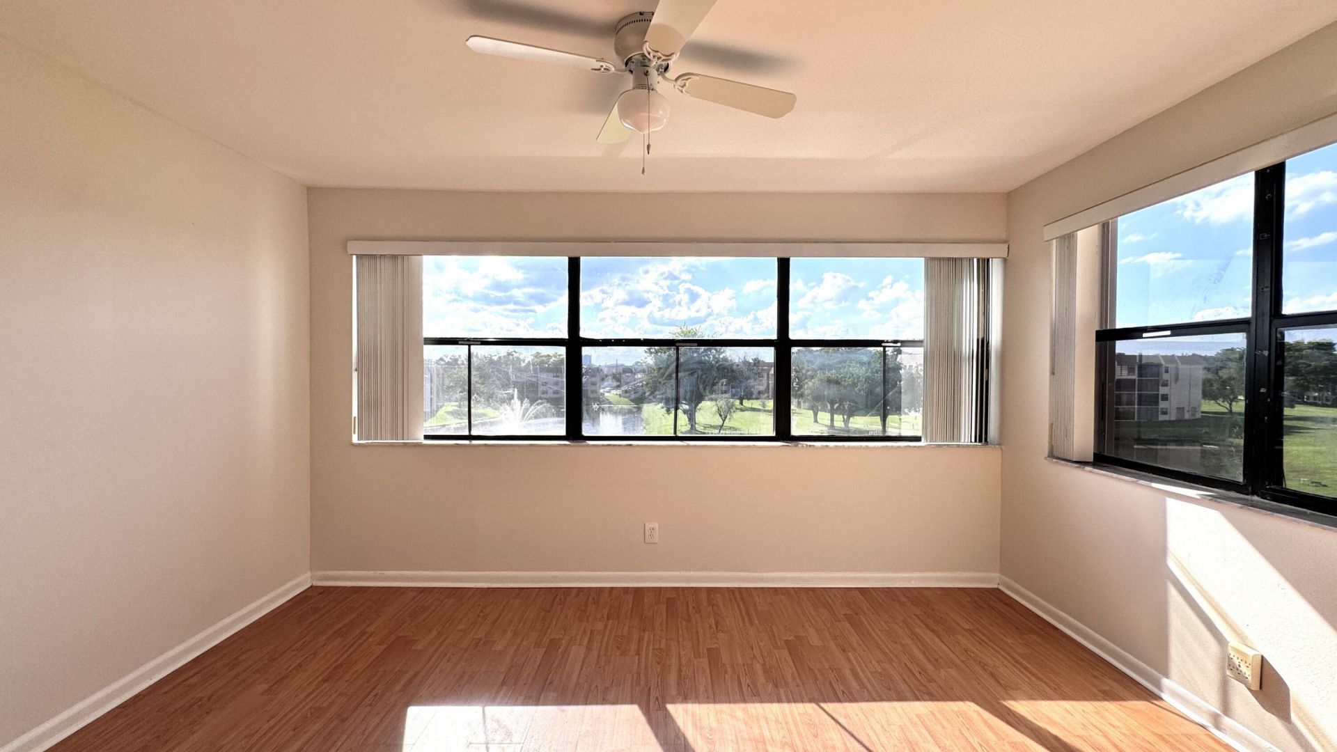 10207 Sunrise Lakes Boulevard, Unit 407, Sunrise, FL 33322 Photo