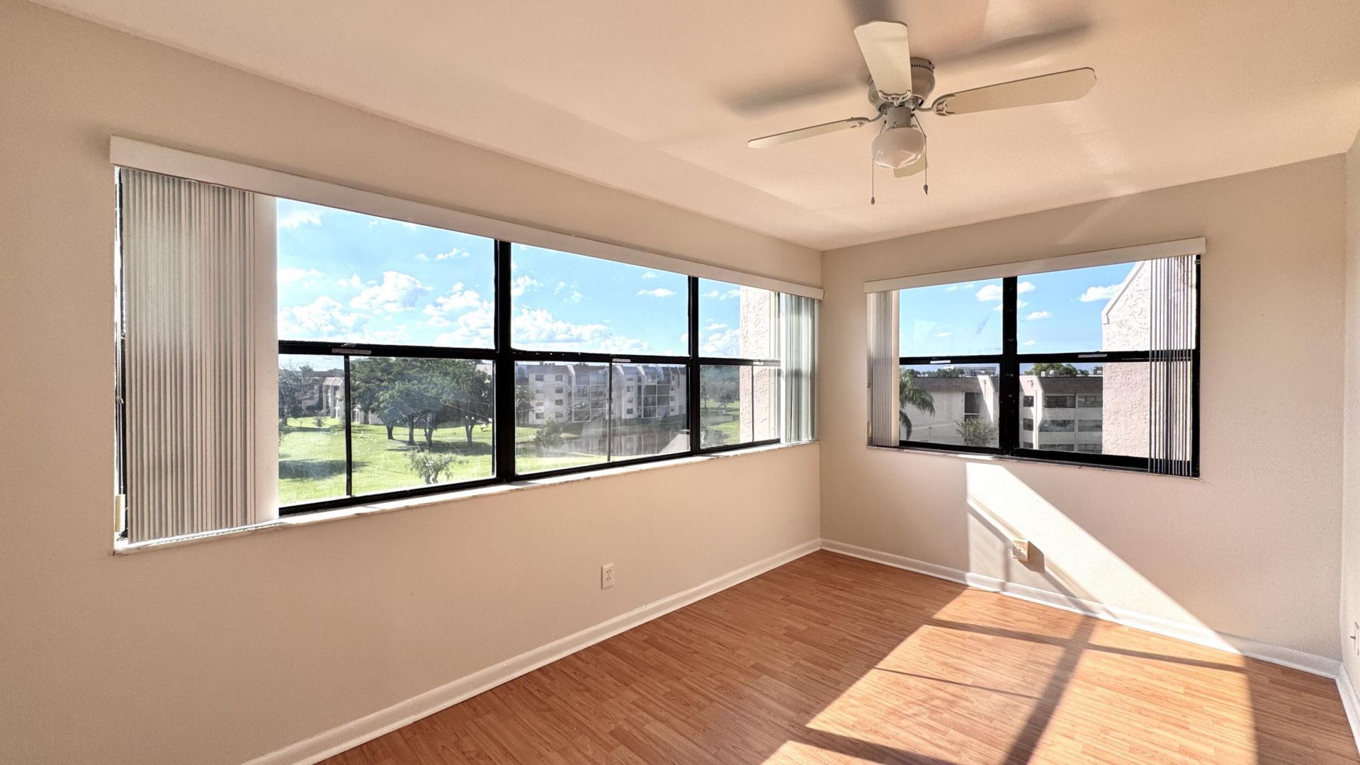 10207 Sunrise Lakes Boulevard, Unit 407, Sunrise, FL 33322 Photo