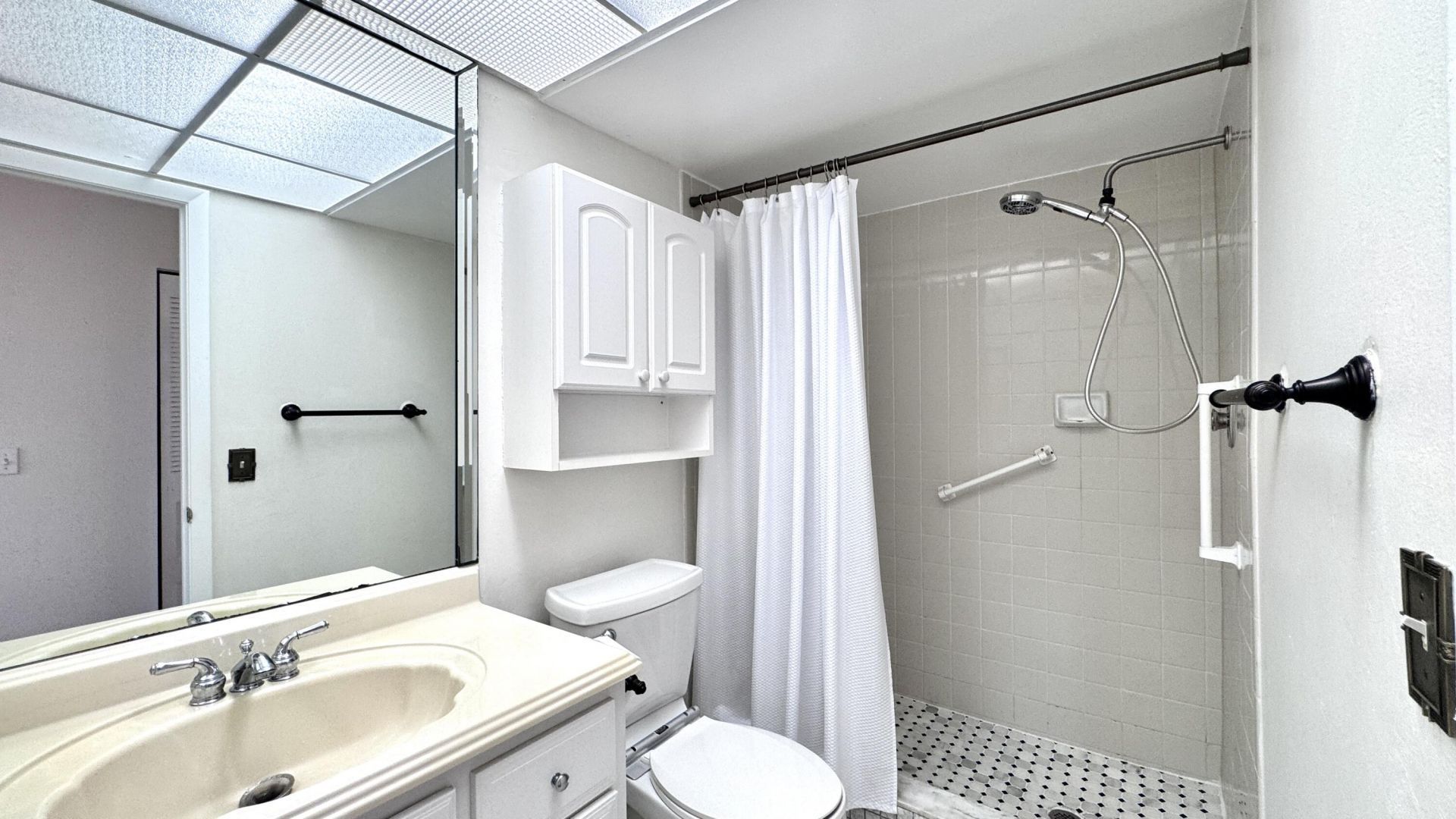 10207 Sunrise Lakes Boulevard, Unit 407, Sunrise, FL 33322 Photo