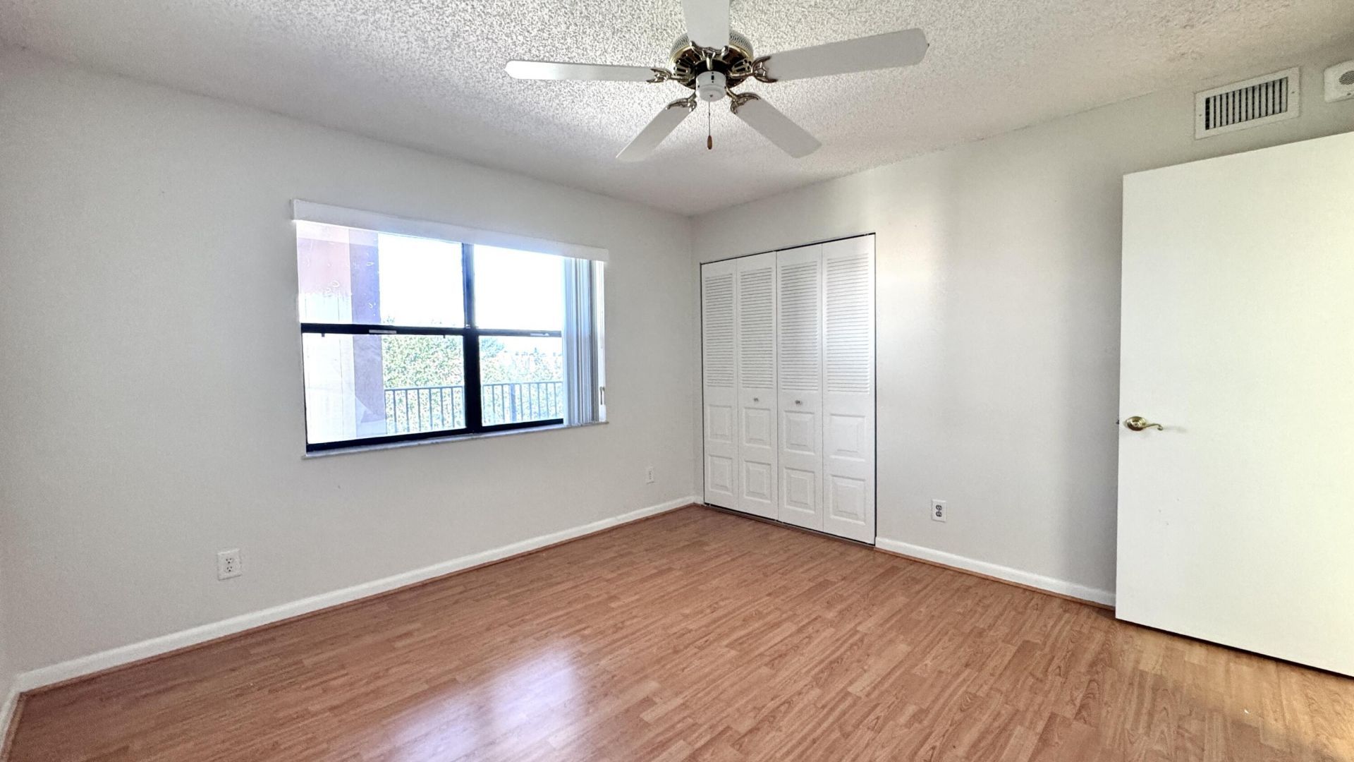 10207 Sunrise Lakes Boulevard, Unit 407, Sunrise, FL 33322 Photo