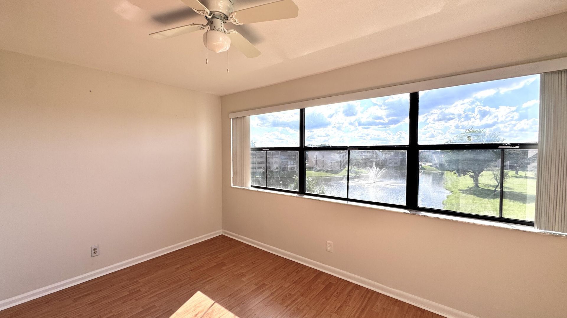 10207 Sunrise Lakes Boulevard, Unit 407, Sunrise, FL 33322 Photo