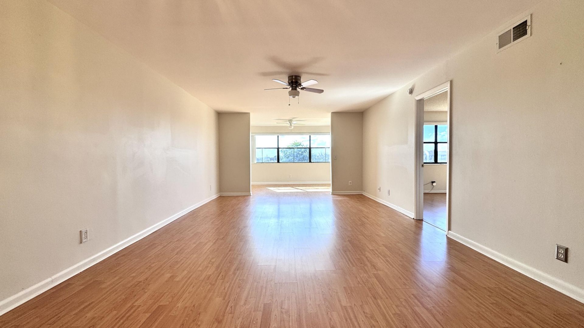 10207 Sunrise Lakes Boulevard, Unit 407, Sunrise, FL 33322 Photo