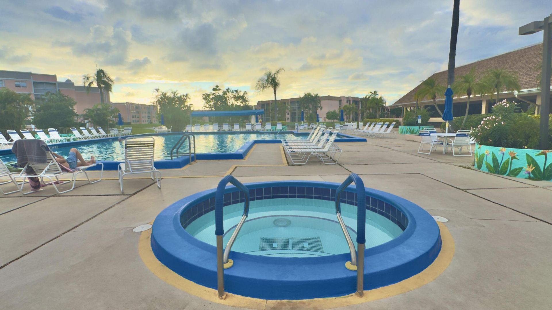 10207 Sunrise Lakes Boulevard, Unit 407, Sunrise, FL 33322 Photo