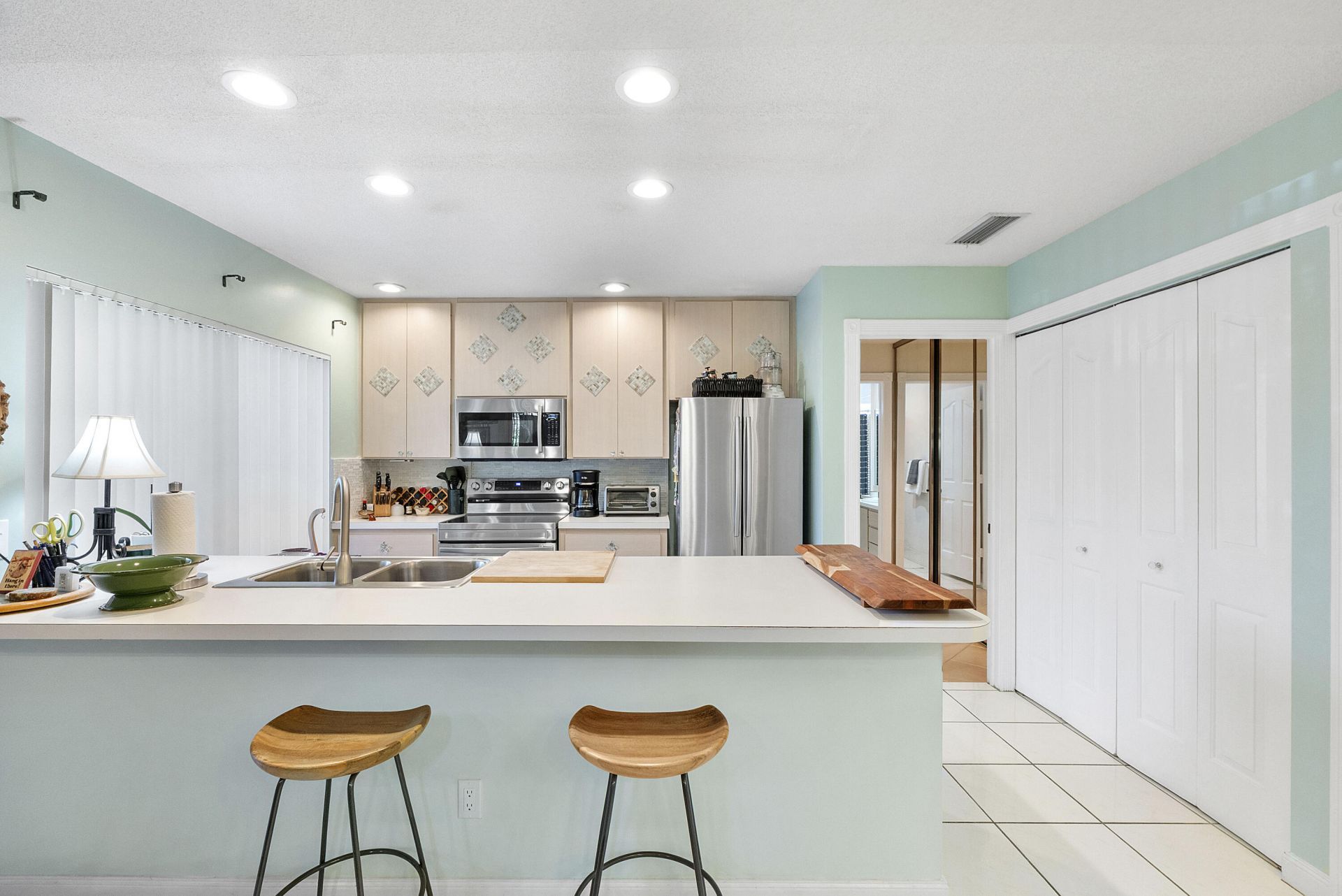 9041 Sun Terrace Circle, Unit A, West Palm Beach, FL 33403 Photo
