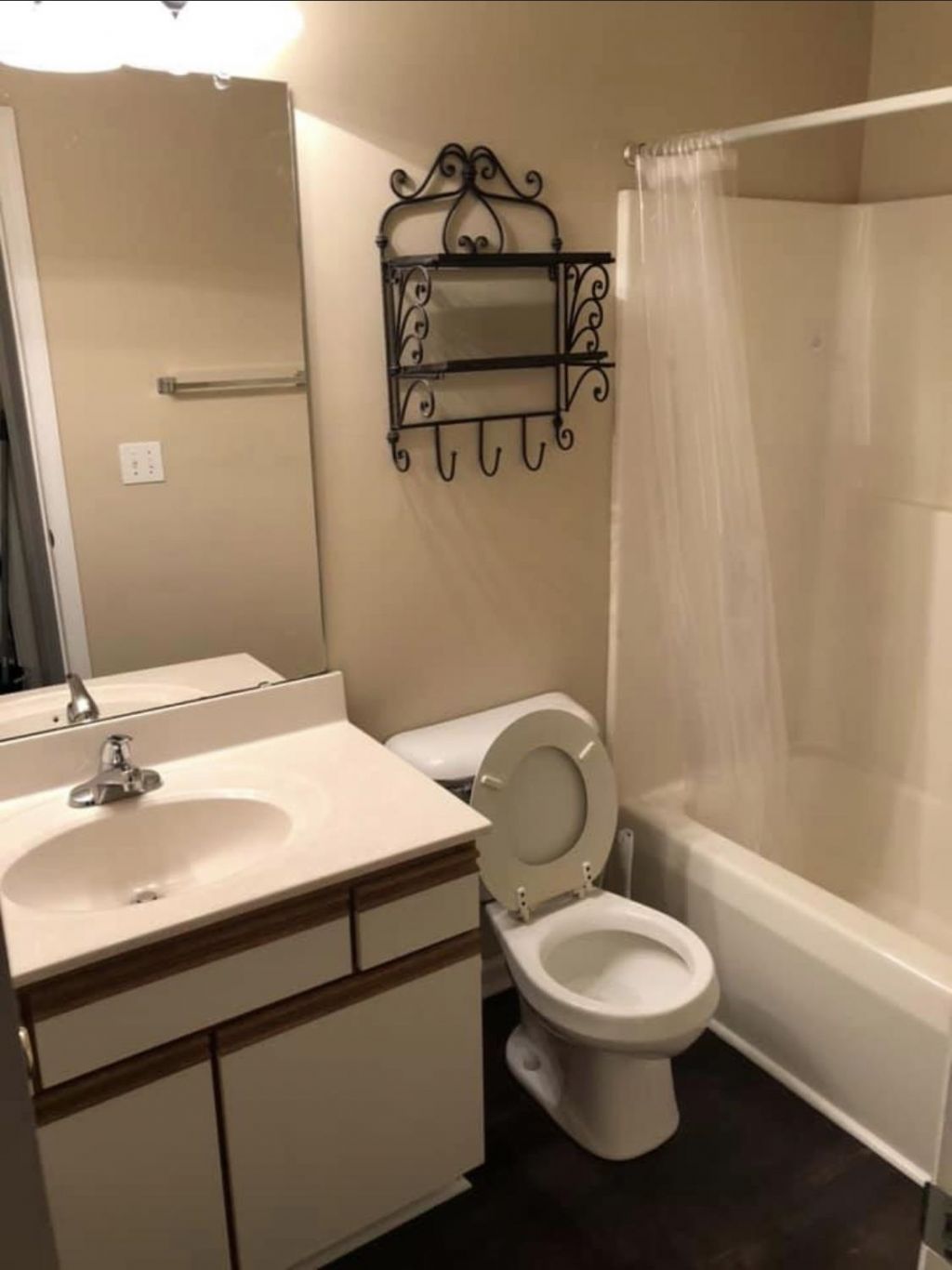 8642 Southbridge Dr.  Photo 10