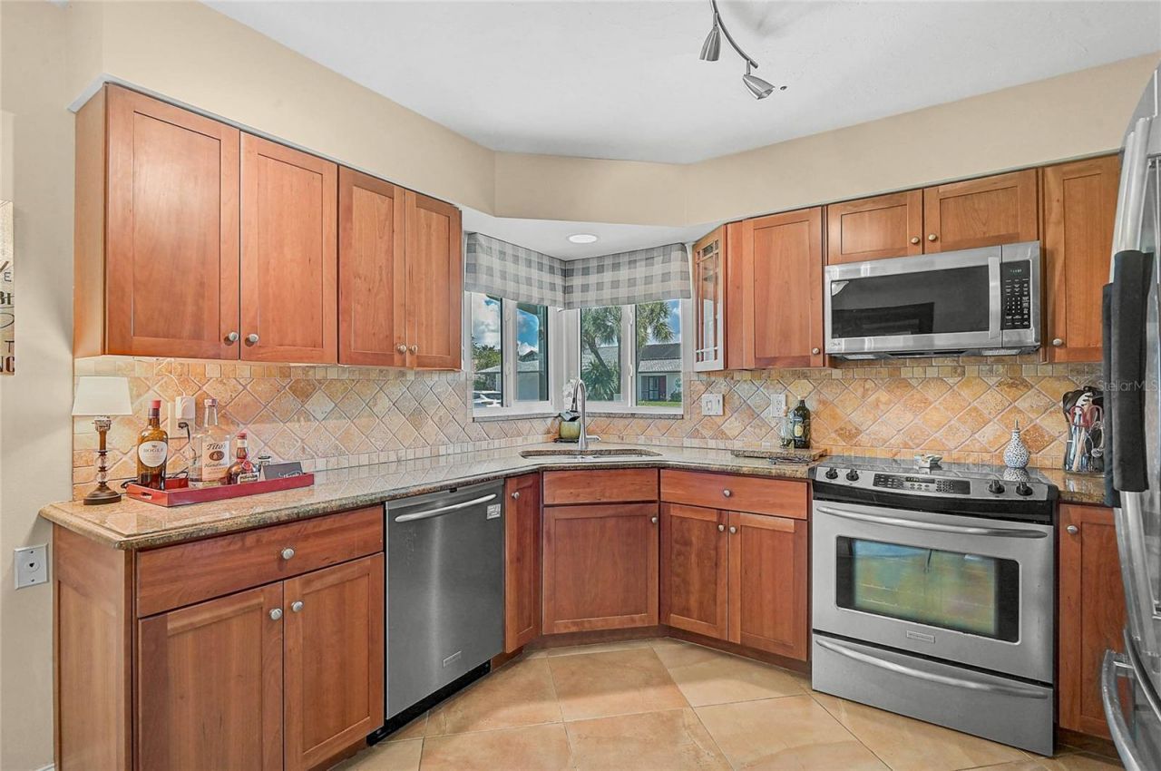 3216 Meadow Run Drive , Venice, FL 34293 Photo