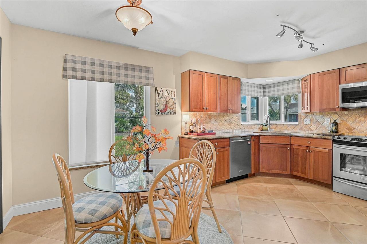 3216 Meadow Run Drive , Venice, FL 34293 Photo