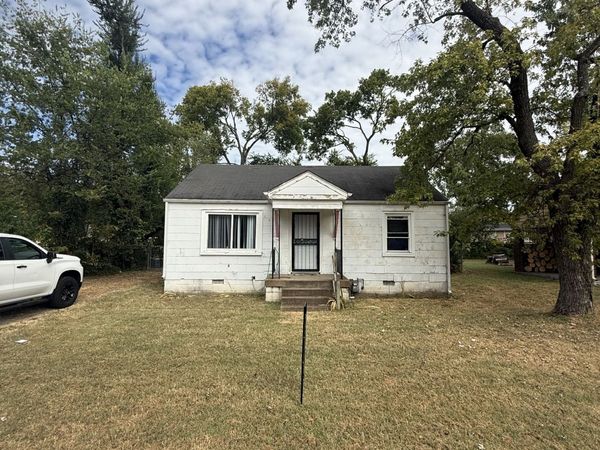 703 Douglas Ave , Nashville, TN 37207