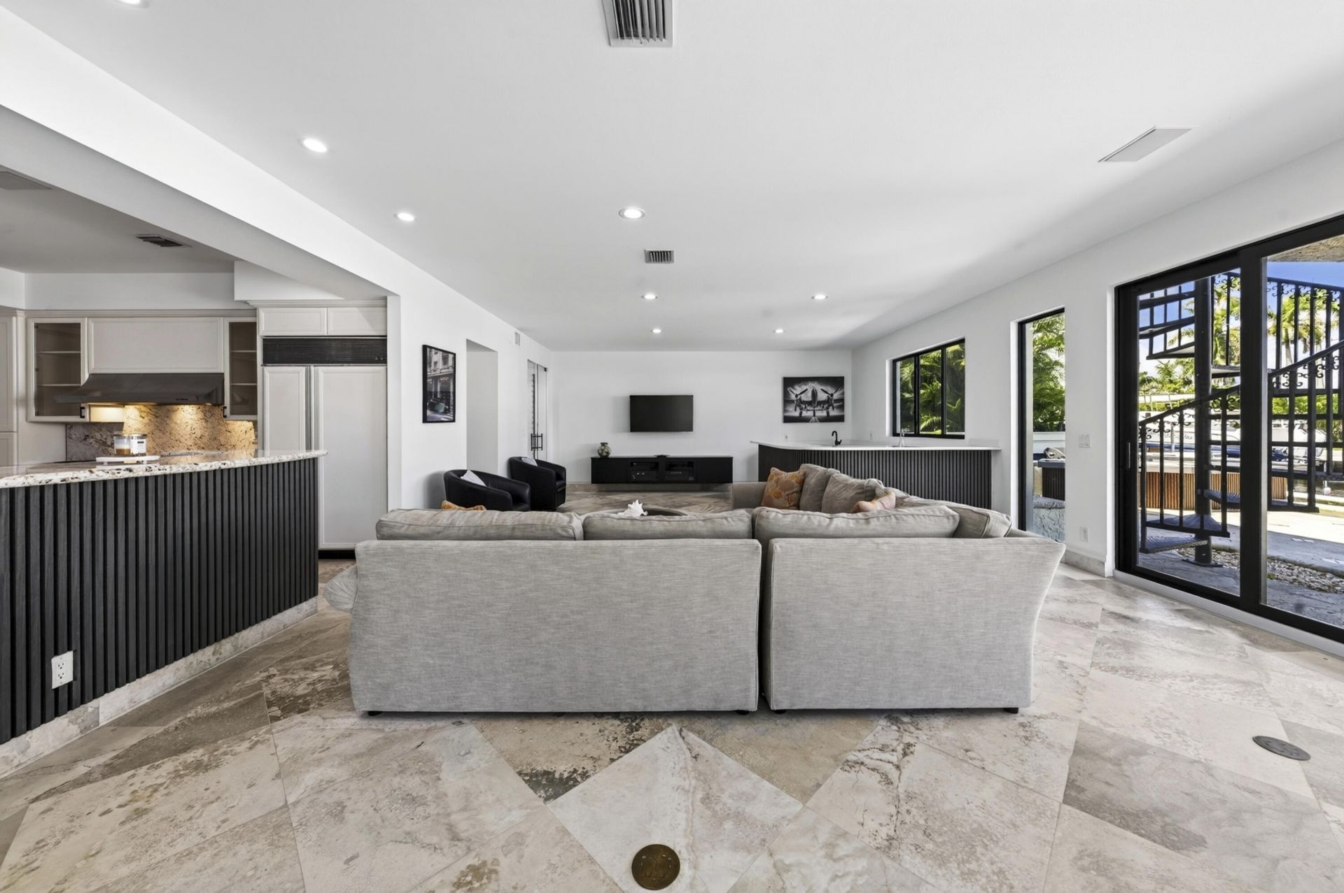 2561 Lucille Drive, Fort Lauderdale, FL 33316 Photo