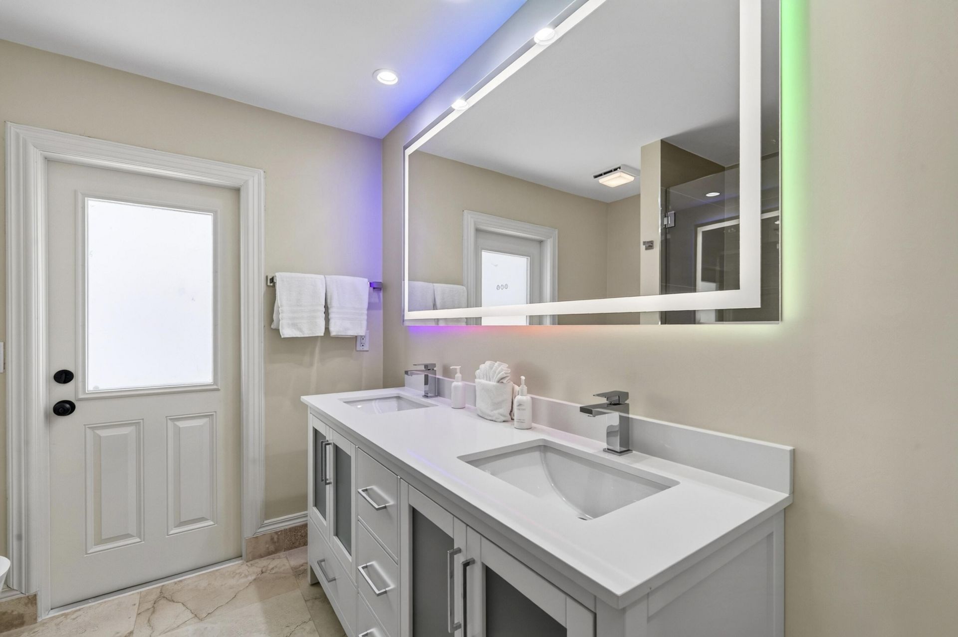 2561 Lucille Drive, Fort Lauderdale, FL 33316 Photo