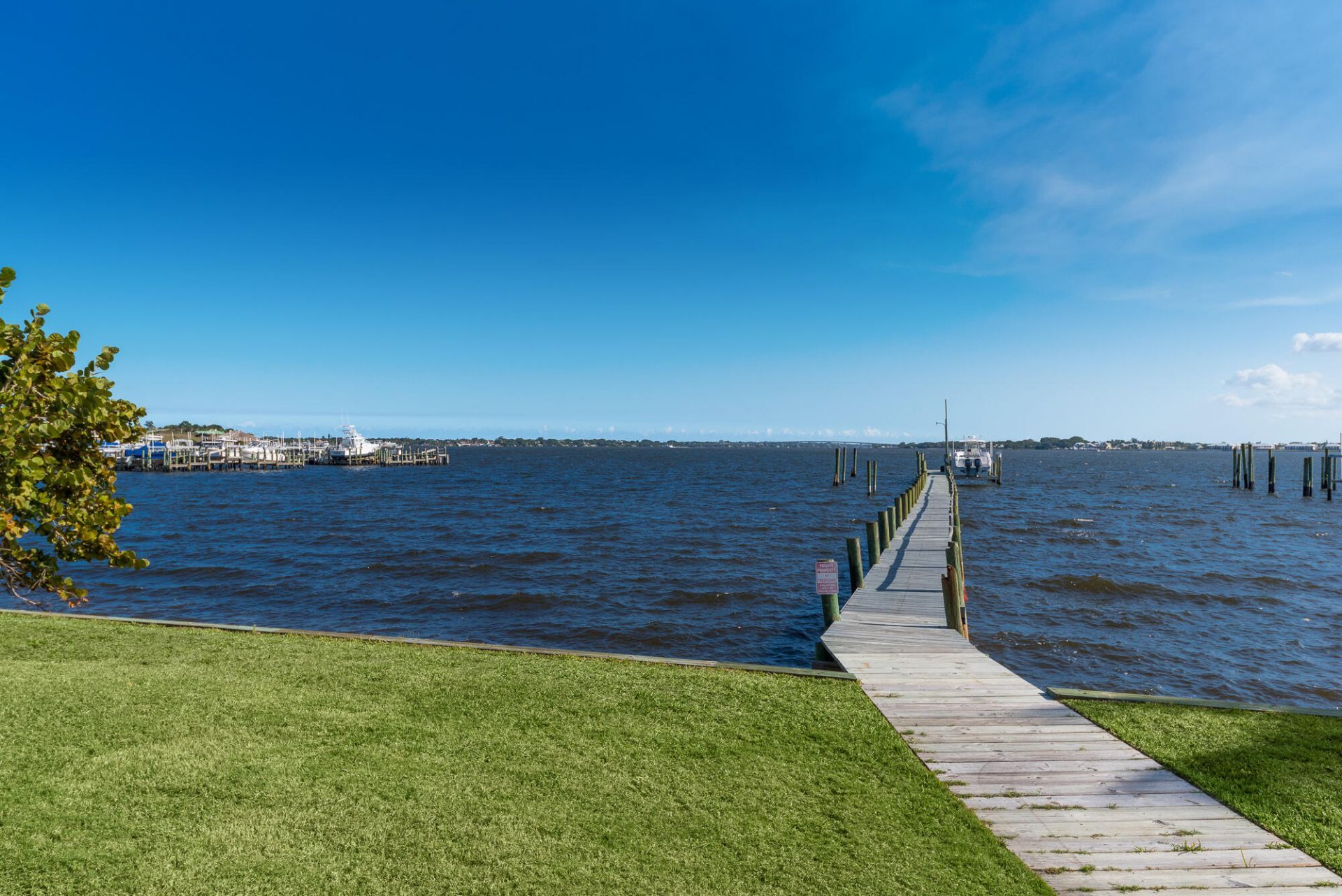 1712 NE Seahorse Place, Jensen Beach, FL 34957 Photo