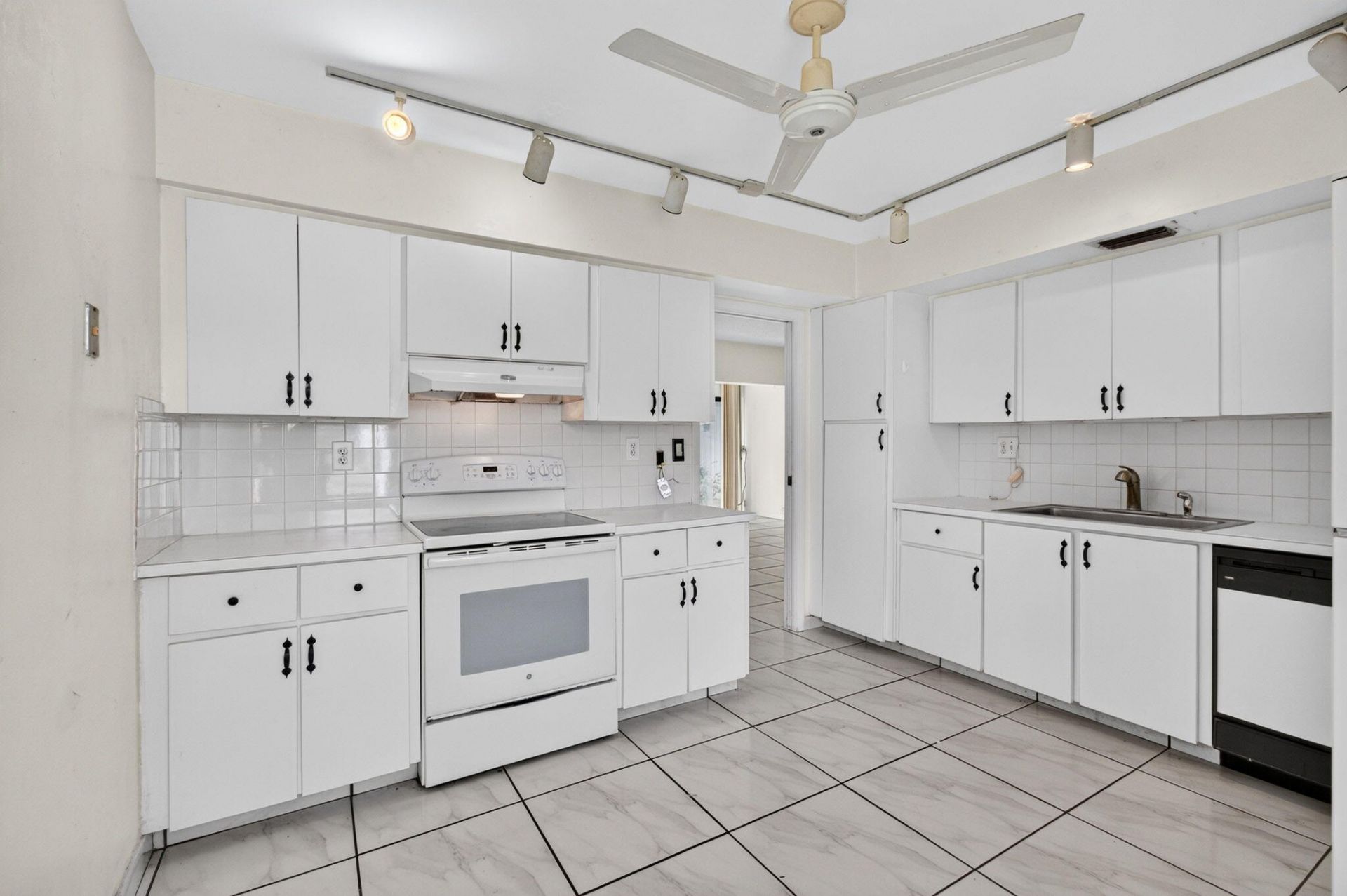 6534 Spring Bottom Way, Unit 124, Boca Raton, FL 33433 Photo