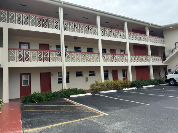 4730 NW 10TH Court, Unit 112, Plantation, FL 33313