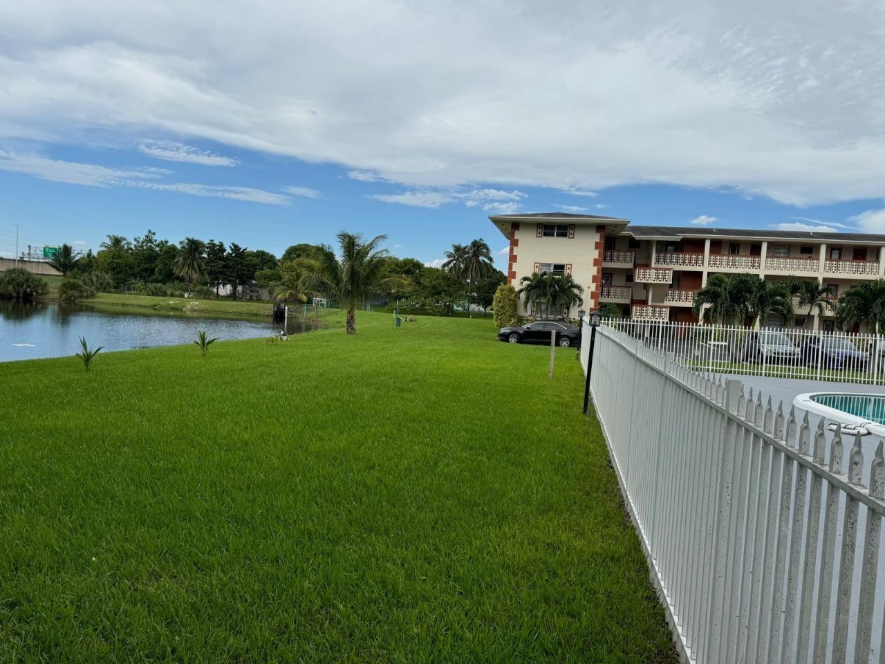 4730 NW 10th Court, Unit 112, Plantation, FL 33313 Photo