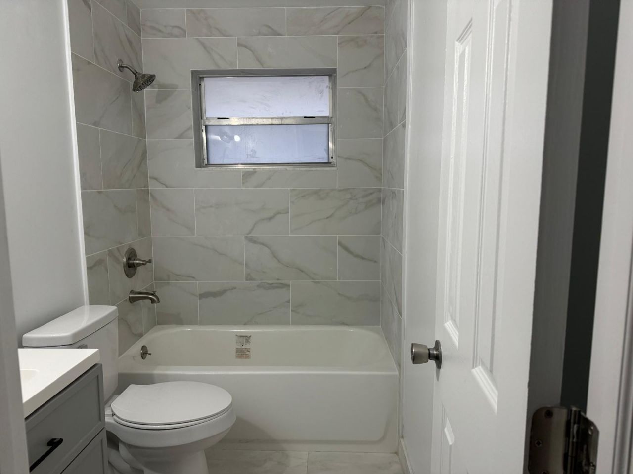 4730 NW 10th Court, Unit 112, Plantation, FL 33313 Photo