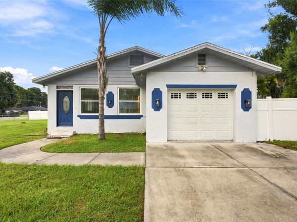 1540 S LAKE SHIPP DRIVE , WINTER HAVEN, FL 33880