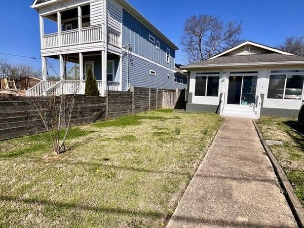 1004B Clay St, Nashville, TN 37208